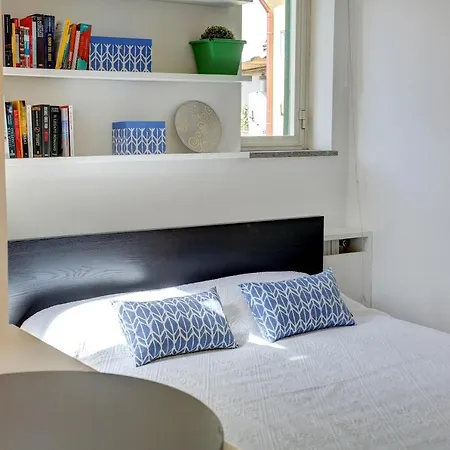 Monti Terrace Bookwedo * Rom
